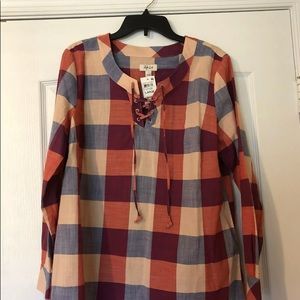 New Woman’s Non Sleeve Tunic Blouse